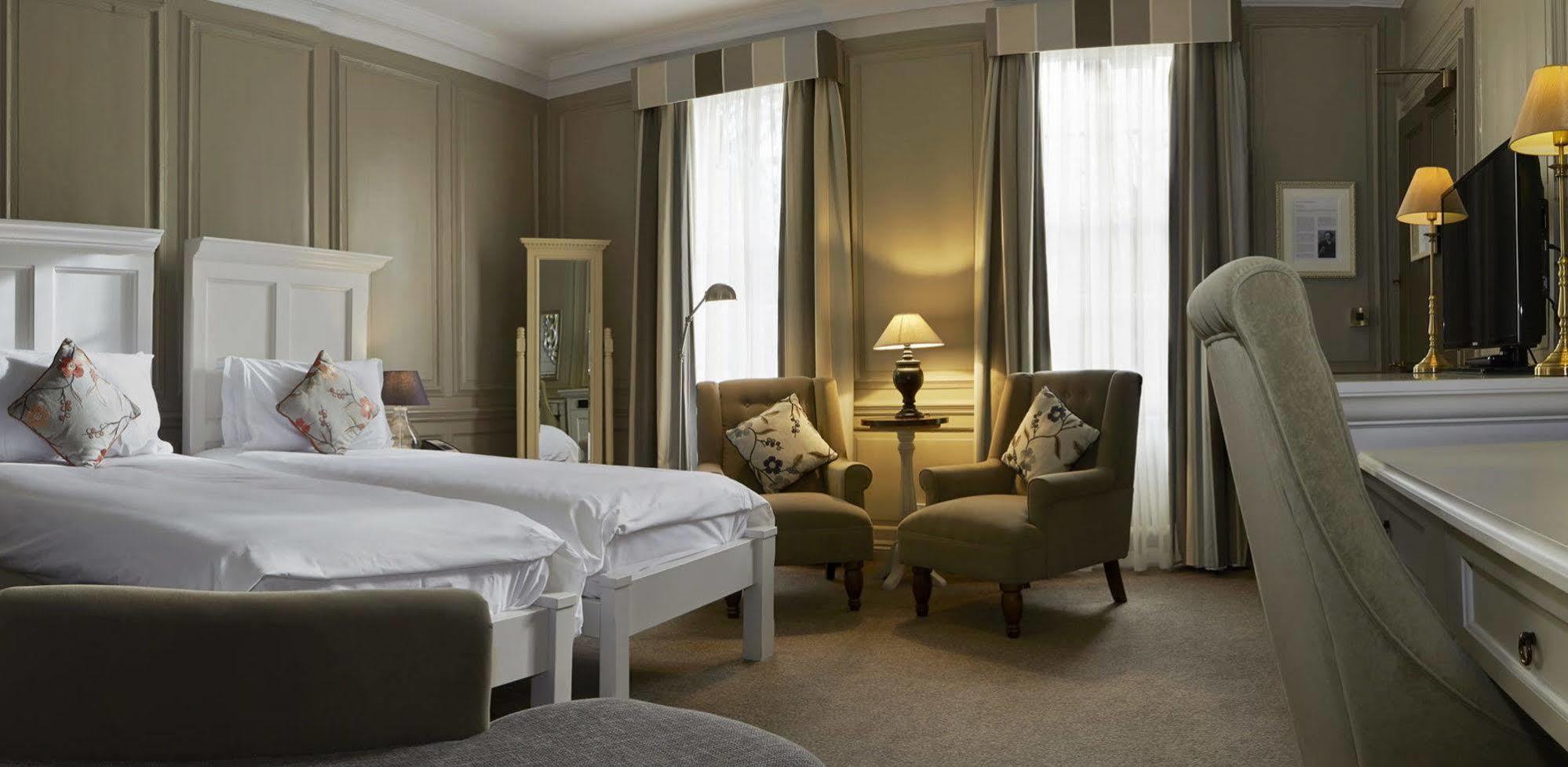 Vanbrugh House Hotel Оксфорд Екстер'єр фото